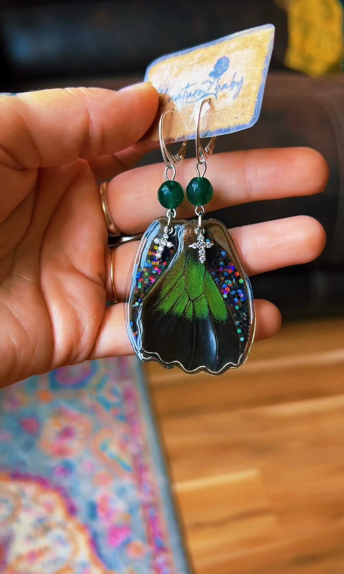 Rare Indonesian Swallowtail with Emerald 💚