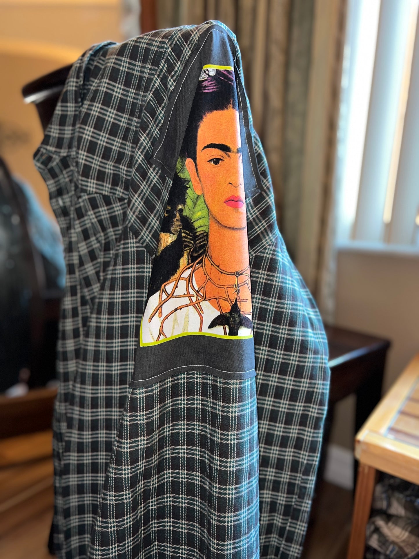 S, Frida Kahlo